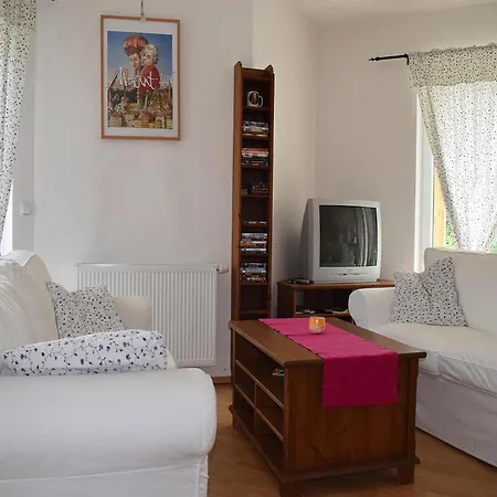 Dom wakacyjny In Radstadt With Sauna & Whirlpool Lobenau