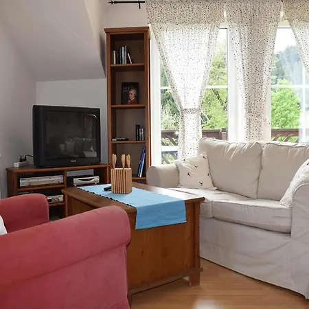 In Radstadt With Sauna & Whirlpool בית נופש Lobenau